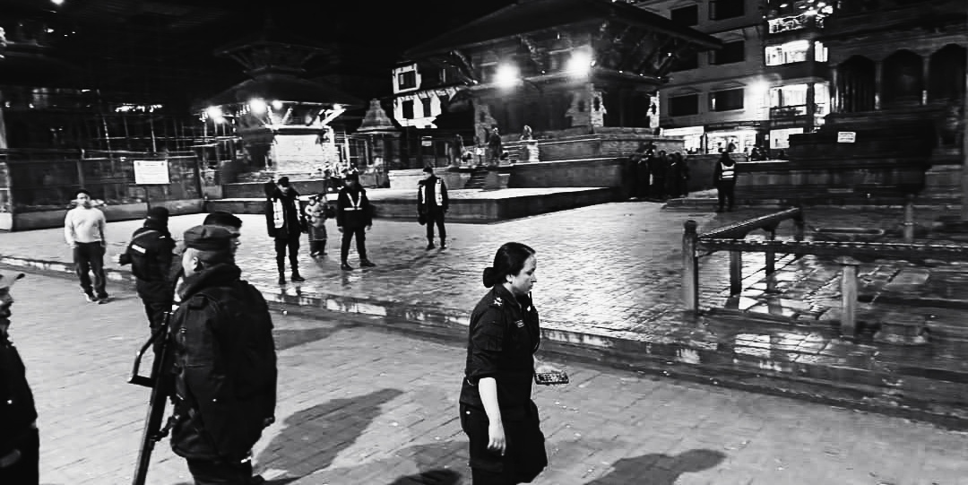 फोन विवादले लियो ज्यान, संलग्न पक्राउ