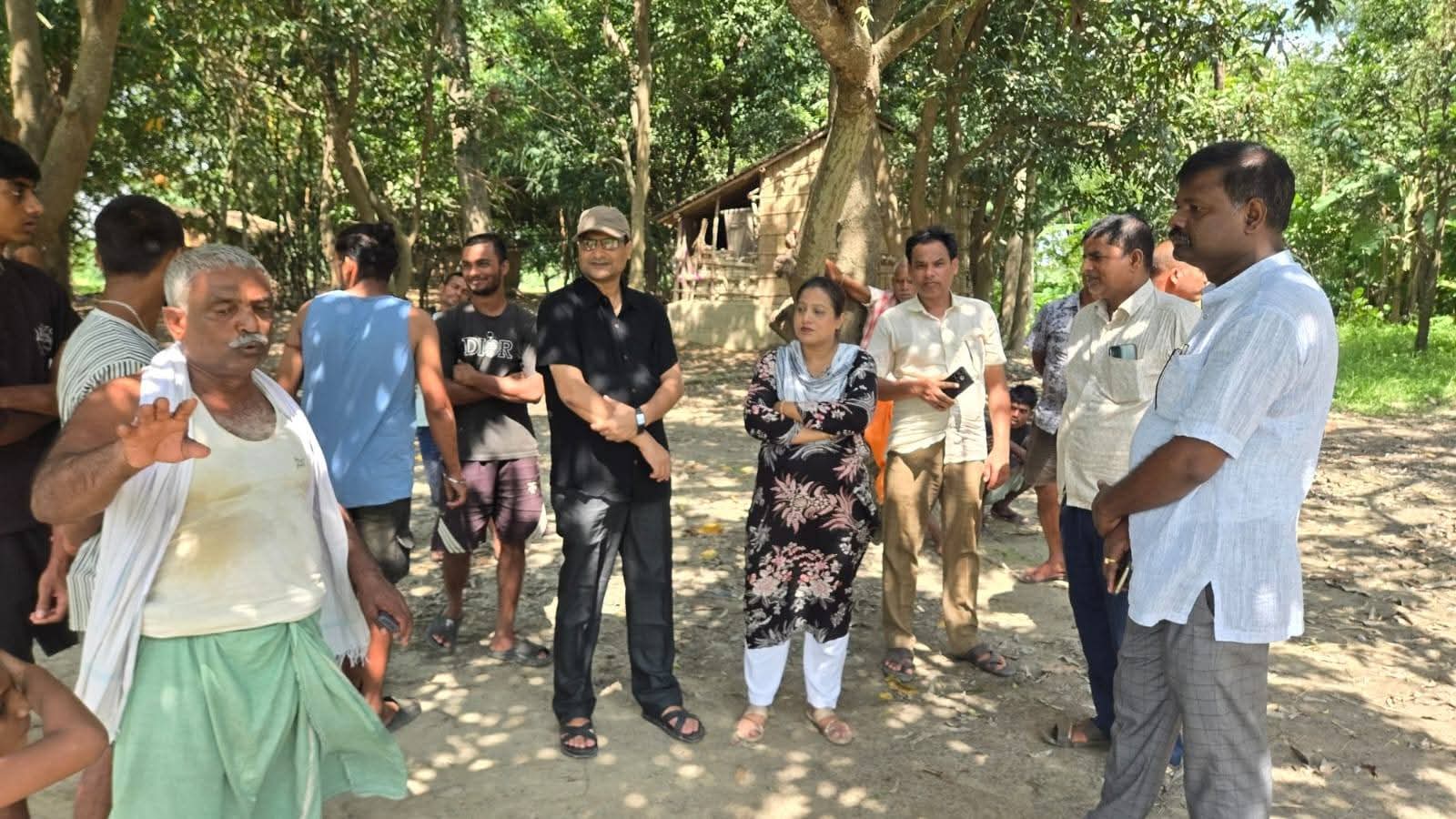 गौर–४ मा जनतासँग भेटघाट तथा लालबकैया बाँधको अनुगमन
