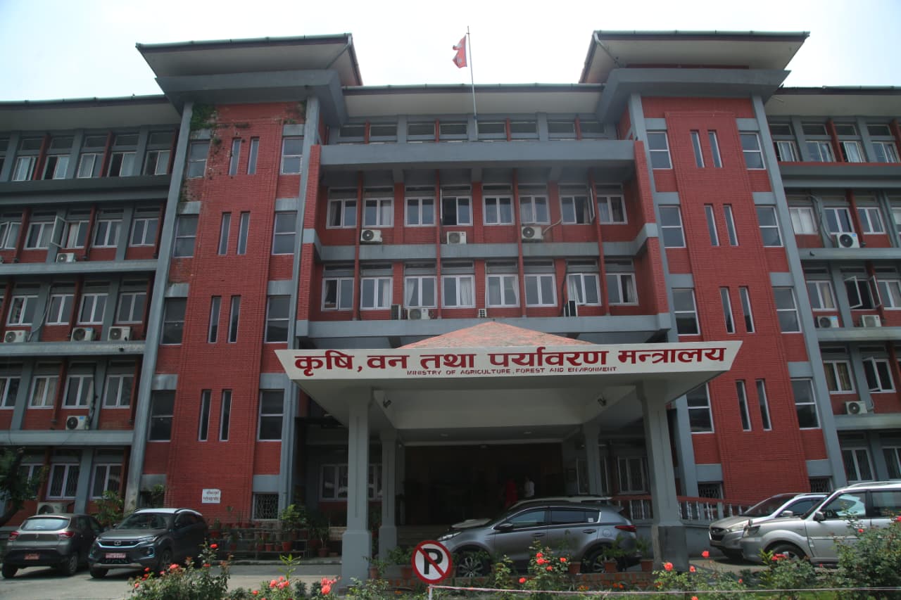 कृषि मन्त्रालयद्वारा सरकारको १०० दिनका उपलब्धी सार्वजनिक, नीतिगत र प्रविधिमैत्री सुधारमा जोड