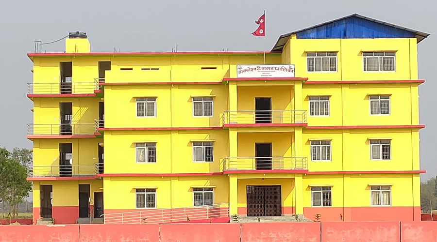सप्तरीको डाक्नेश्वरी नगरपालिकाद्वारा ५ दिनभित्र अवैध संरचना हटाउन निर्देशन
