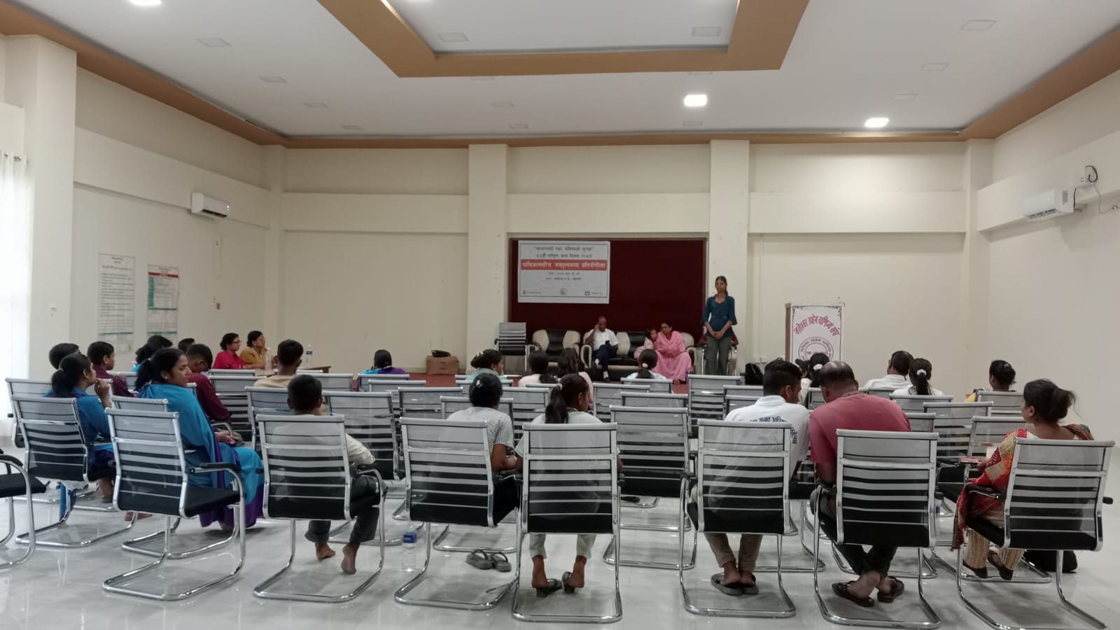 जलेश्वरमा ६२औँ राष्ट्रिय बाल दिवसको अवसरमा वक्तृत्वकला प्रतियोगिता